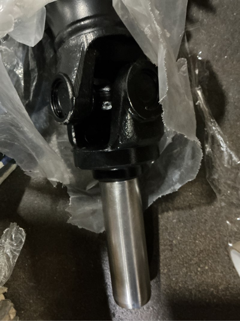Condition photo showing As Is for 946040 rear drive shaft assembly fit forchevrolet colorado & gmc canyon 2004-2012 4wd awd, oe 25787947