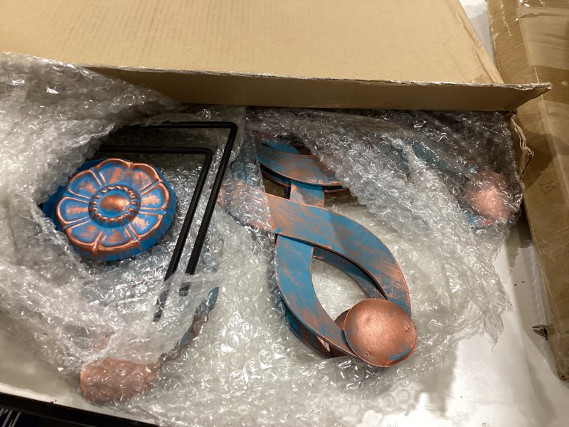 Condition photo showing Good Condition for dreamsoul 22" large wind spinners outdoor, outdoor metal kinetic wind spinners for yard and garden blue(22 inch)