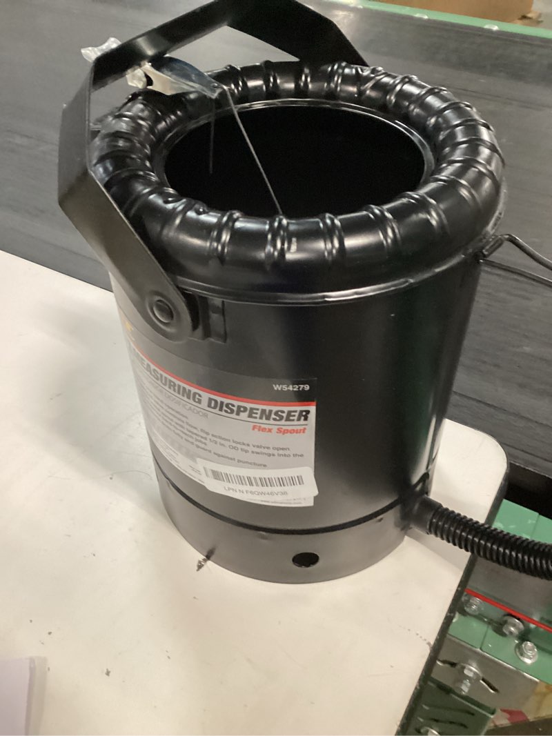 Condition photo showing Good Condition for performance tool w54279 5-quart flex-spout measuring dispenser black 5qt dispenser