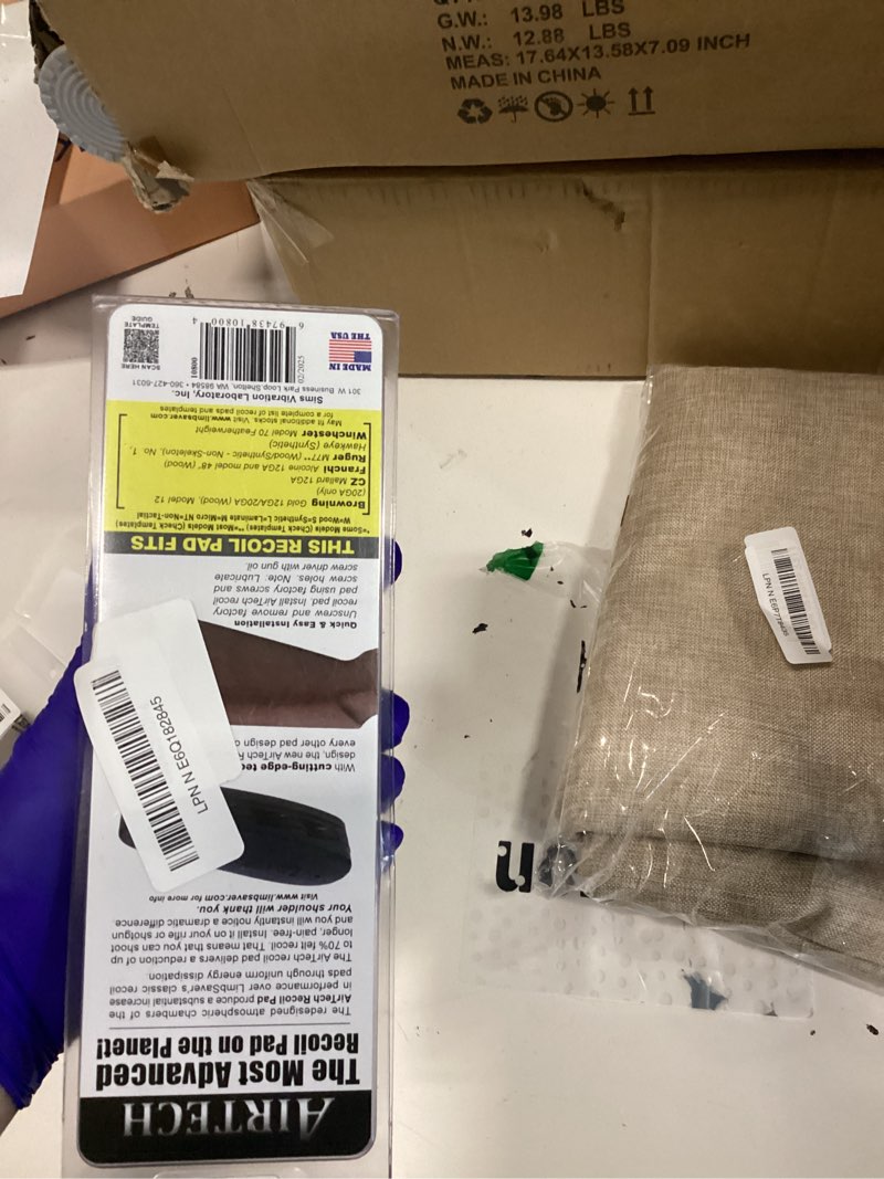 Condition photo showing New/Like New for limbsaver airtech precision-fit recoil pad for synthetic stocks 10807 cva, mossberg, stoeger, weatherby, and remington