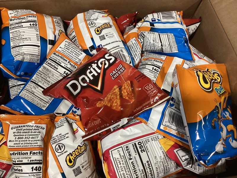 Condition photo showing New/Like New for frito-lay cheesy mix 6 flavor variety pack, single serve bags (40 pack), doritos, cheetos, lay's, munchies, sunchips cheesy mix 40 count (pack of 1)