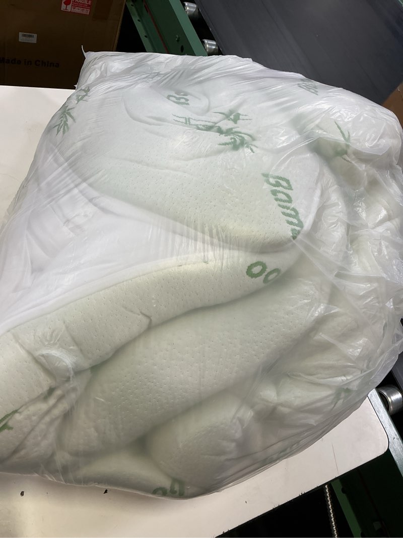 Condition photo showing Good Condition for niagara sleep solution ultra soft full size mattress topper - viscose made from bamboo pillow top mattress pad for back pain relief - naturally cooling for hot sleepers, green full 1 green