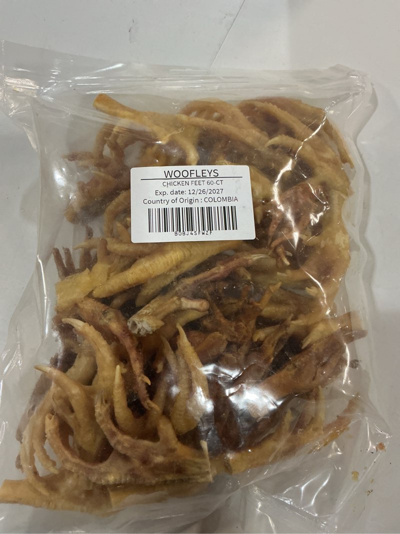 Condition photo showing New/Like New for woofley's chicken feet (30 count) - made in usa- chicken feet dog treats - natural dog chews and treats 1 ounce (pack of 30)