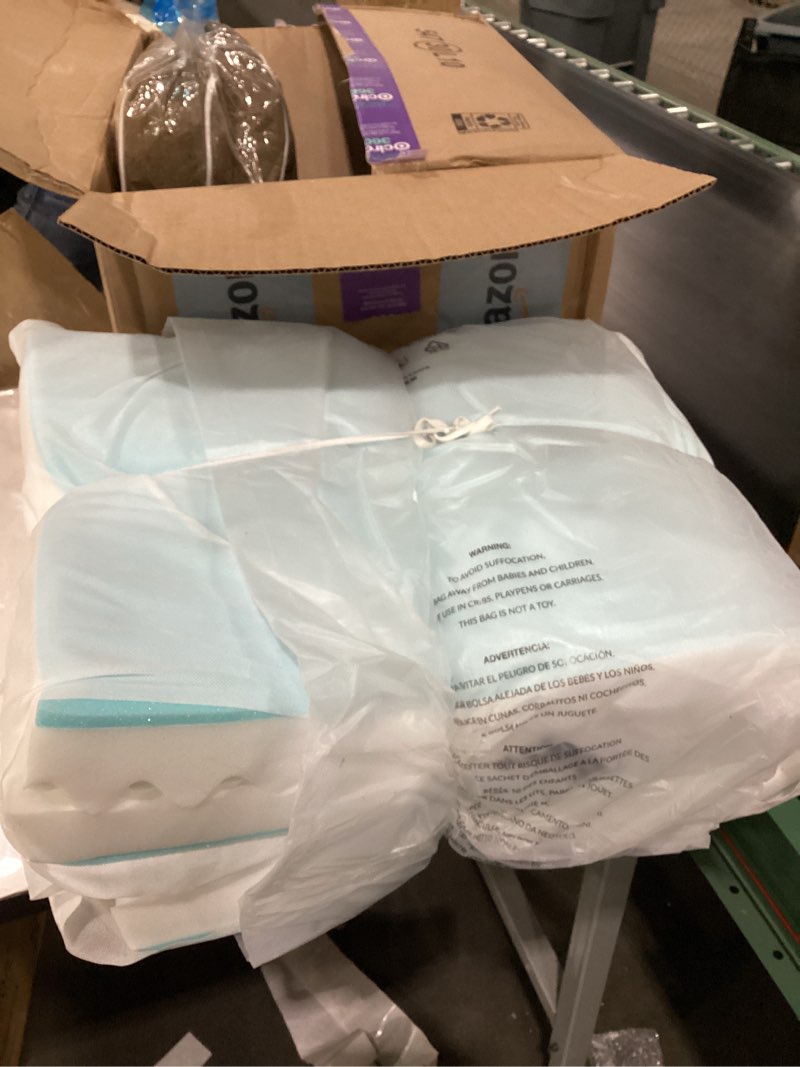 Matress topper with cover