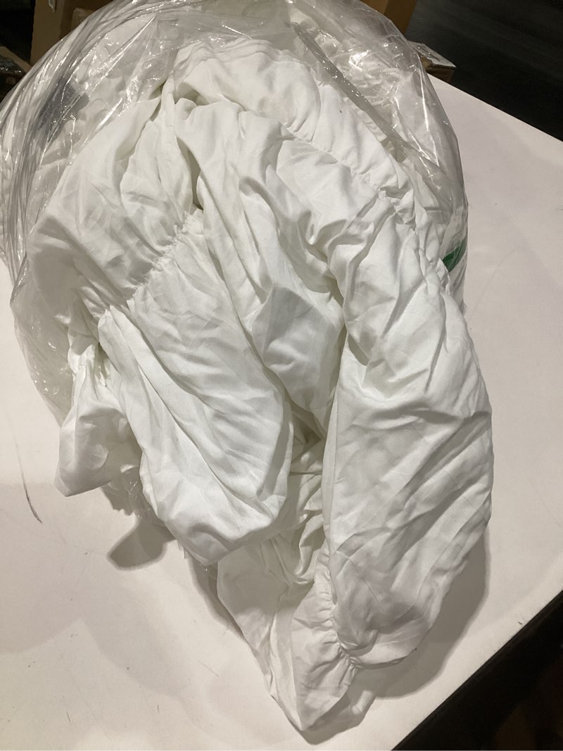 white comforter, size unknown