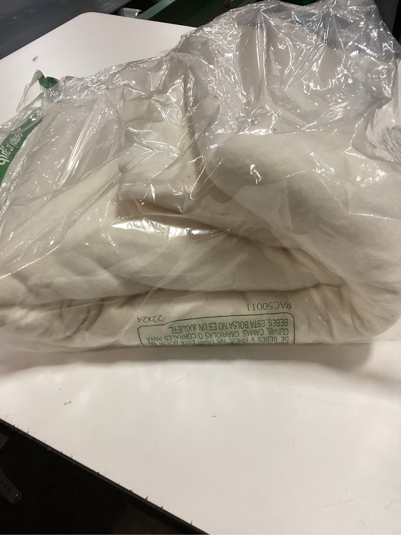 Condition photo showing Good Condition for Natural Cotton Batting for Quilting - 150g/m² Lightweight, 108"x96" - Crafting Material for Blankets, DIY Projects, Home Decor 108 x 96 Inch