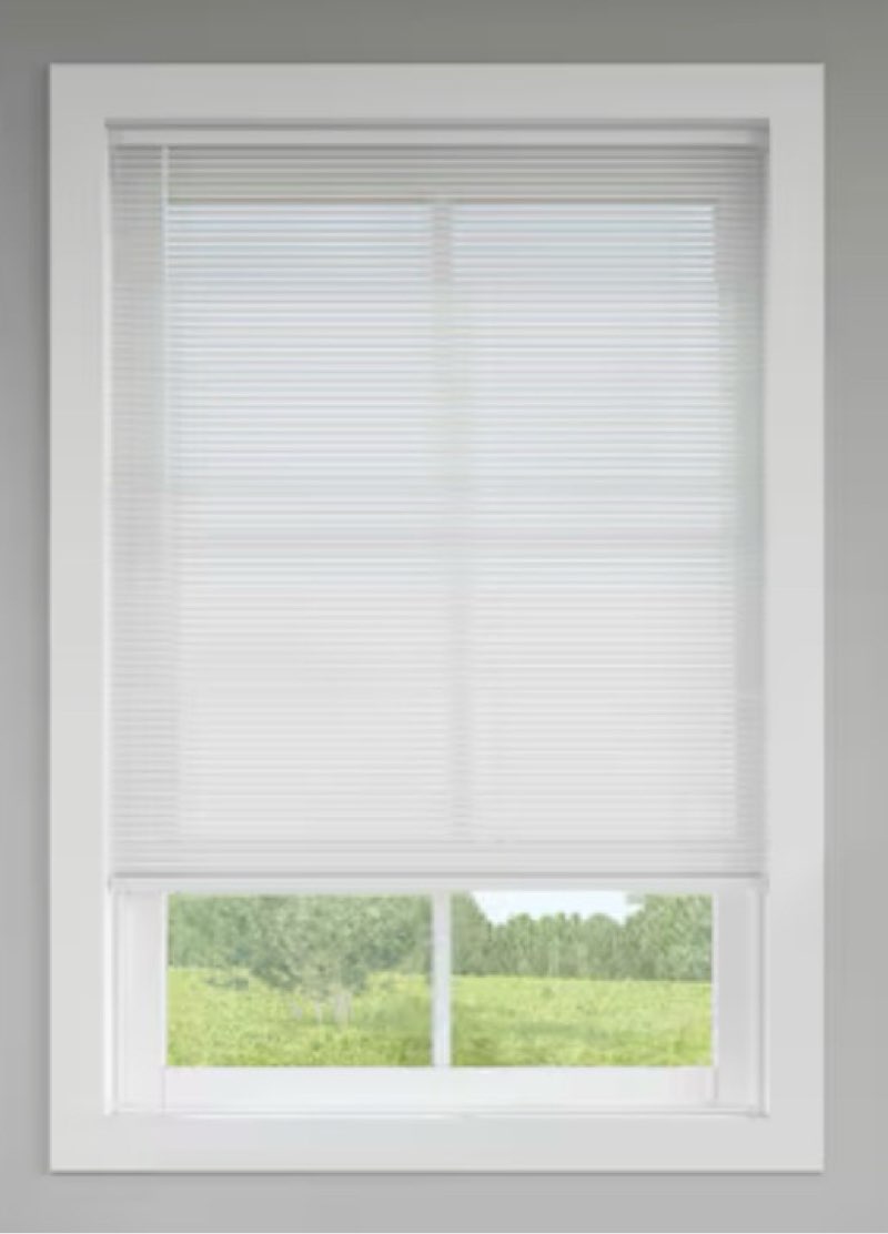  LEVOLOR Trim+Go 1-in Slat Width 54-in x 72-in Cordless White Vinyl Room Darkening Mini-blinds