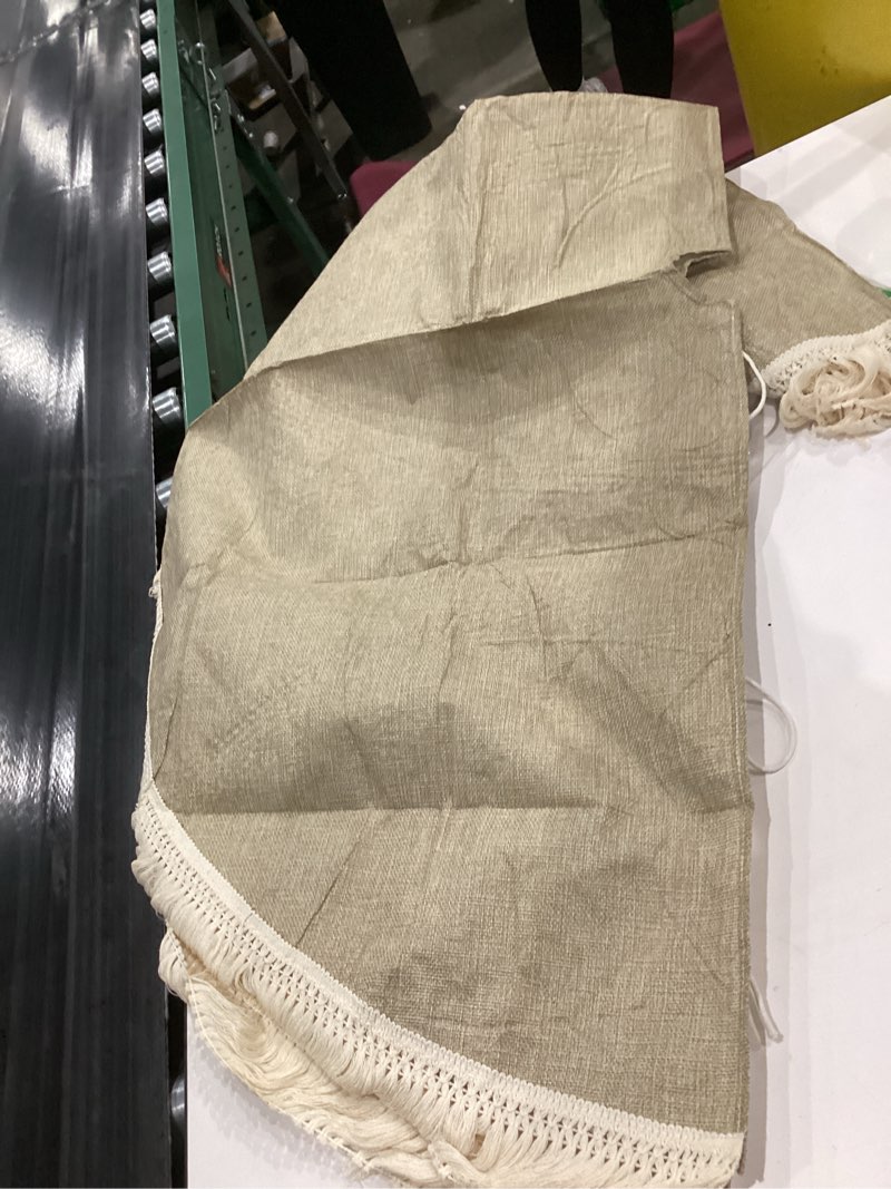 Twine christmas tree skirt