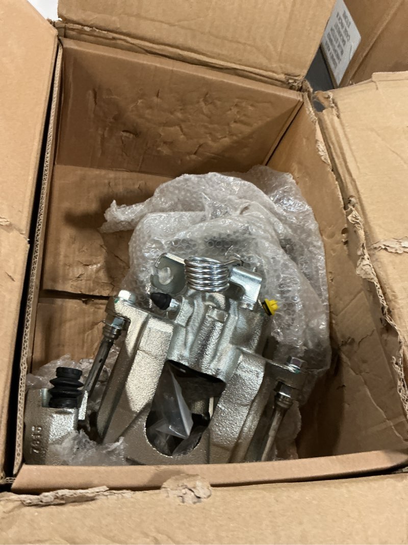 Condition photo showing Good Condition for GAIASURGE Rear Brake Calipers Assembly Pair Set of 2 Driver and Passenger Side Compatible with 2011-