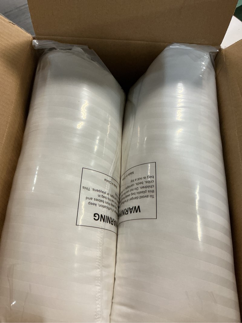 Condition photo showing New/Like New for beckham hotel collection bed pillows standard/queen size set of 2 - original soft down alternative pillow for sleeping - soft support for back, stomach or side sleepers queen / standard white