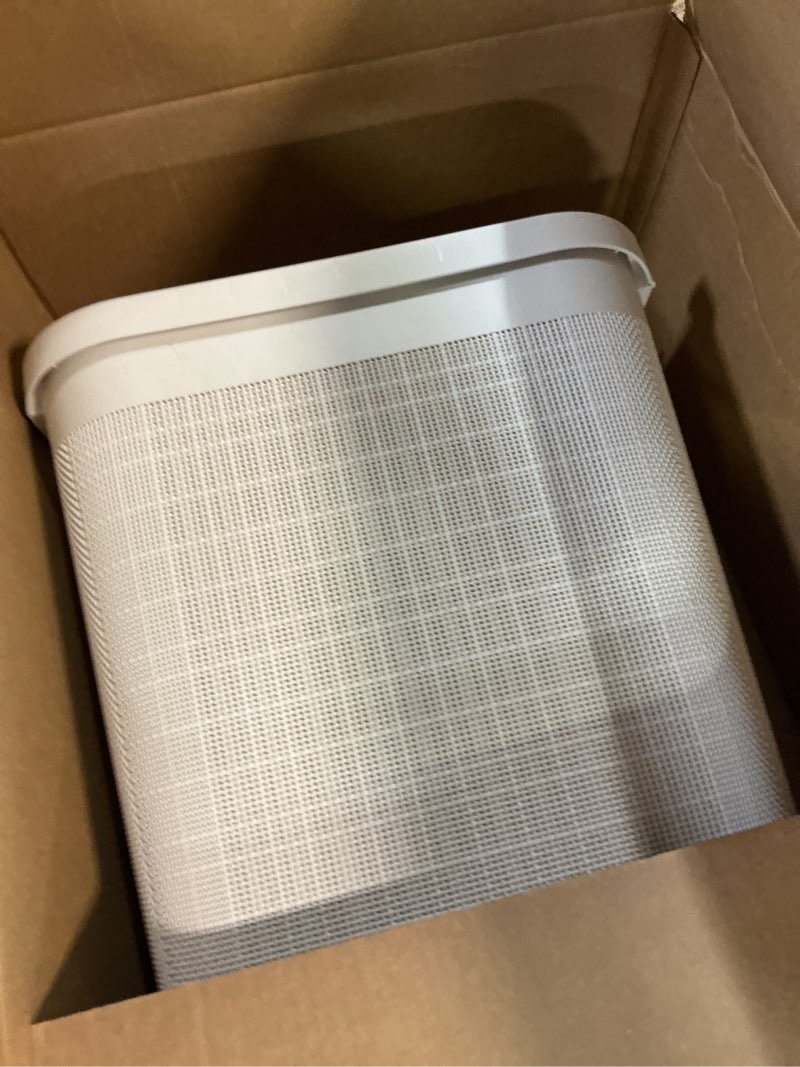 Condition photo showing Good Condition for mind reader slim laundry hamper with lid, 40l clothes basket, linen design, plastic, ivory