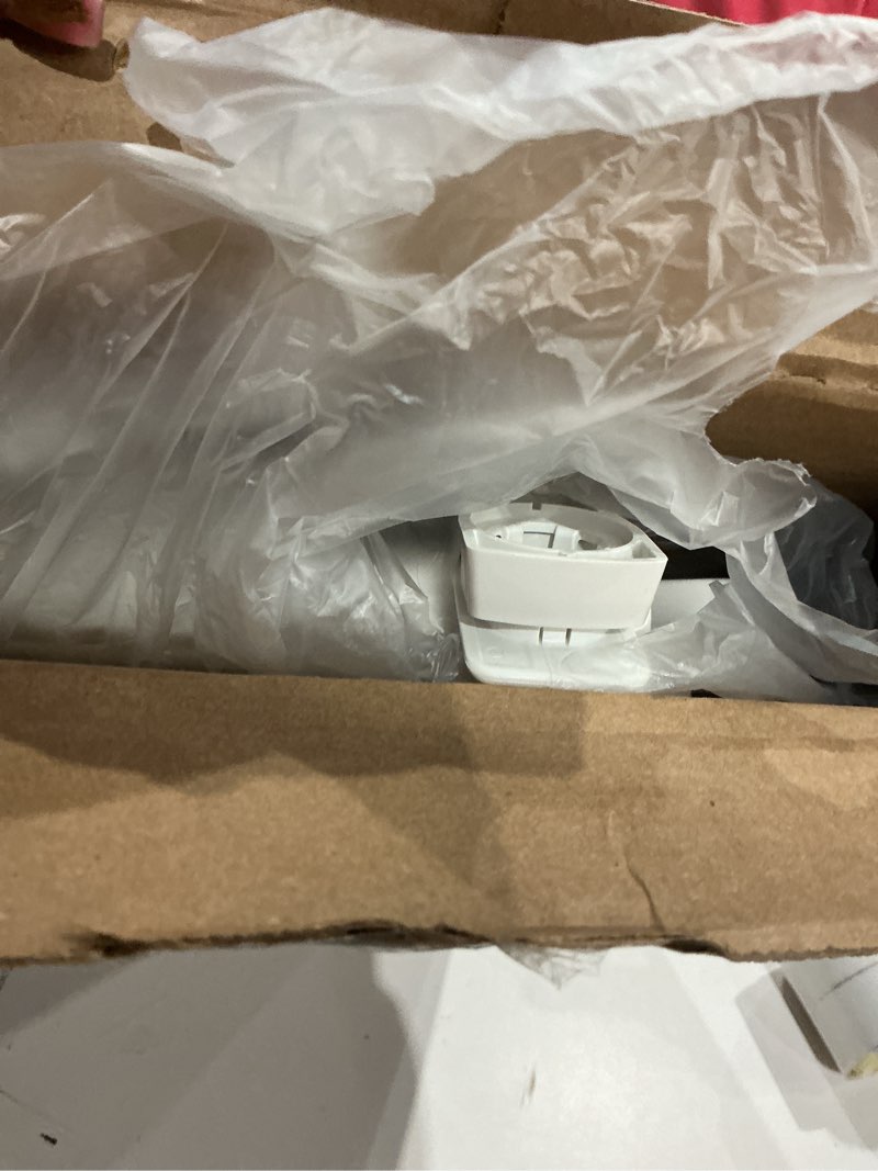 Condition photo showing Good Condition for bemis 7300slec slow close toilet seat, easy clean hinges and durable plastic seat, made in usa, elongated, white