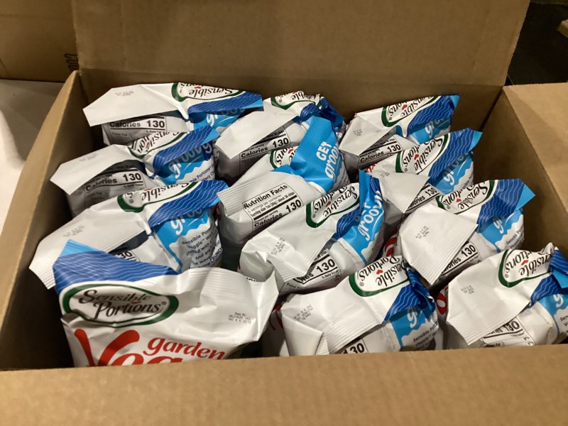 Condition photo showing New/Like New for (best by 06/06/2026) sensible portions garden veggie wavy chips, sea salt, 5 oz (pack of 12) sea salt 5 ounce (pack of 12)