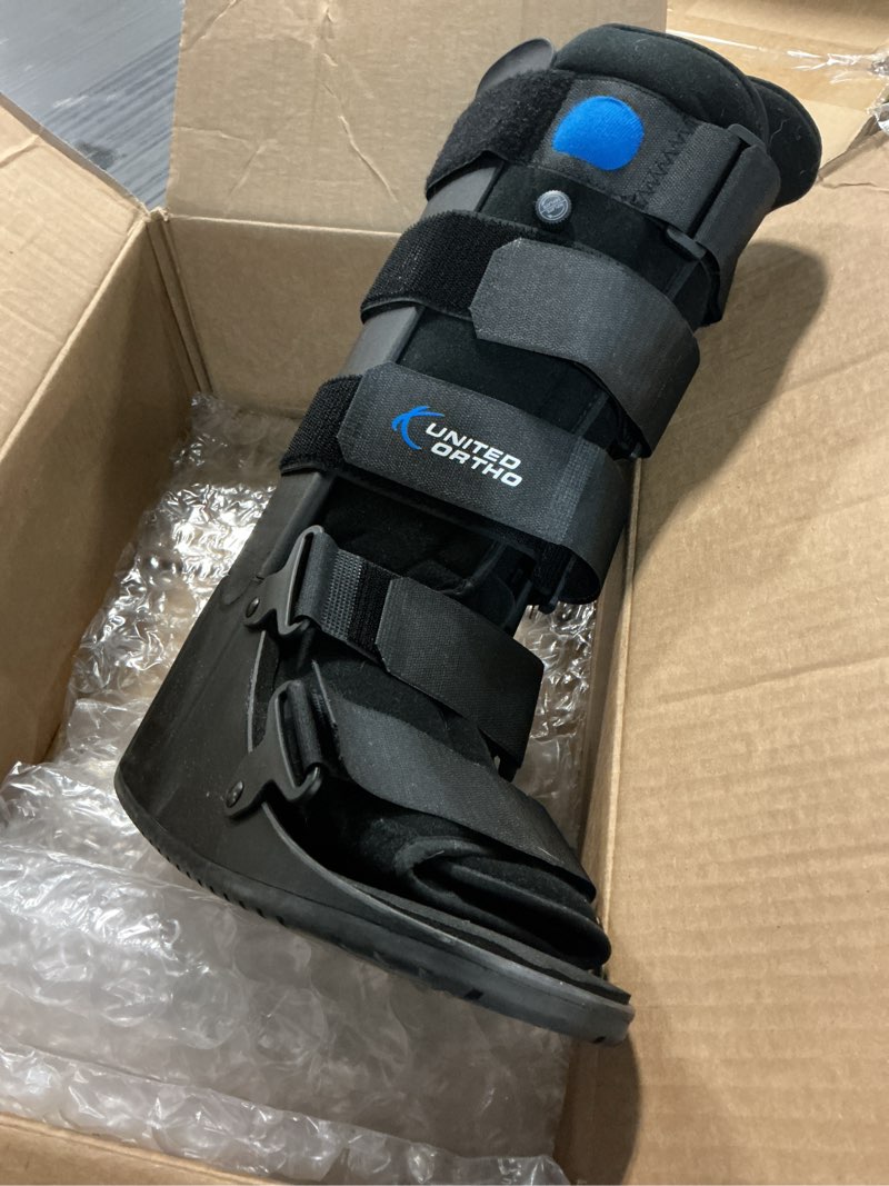 Condition photo showing Good Condition for united ortho air cam walker fracture boot, medium, black medium (pack of 1) black