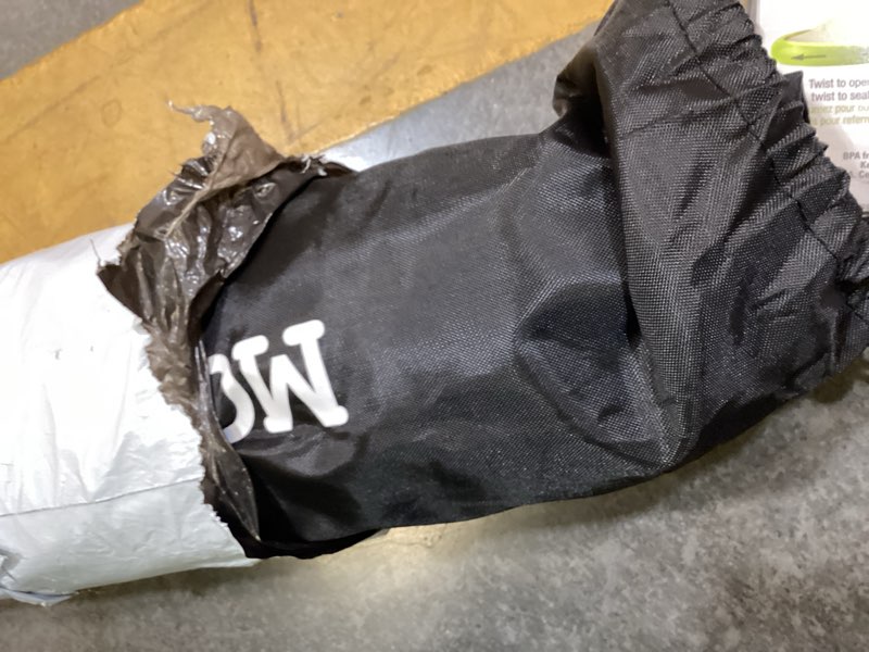 Condition photo showing New/Like New for mc&sa window tent suv tent screen mesh sun shade cover sleep in car air flow in keep bugs out for camping road trip