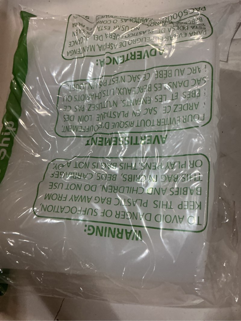 Condition photo showing Good Condition for winrock reusable 100% silicone food storage bags, sandwich snack bags new generation stand up zip container for soup and leftovers, plastice & bpa free, microwave oven safe 3 pack (51oz, 34oz, 17oz) 3 size set
