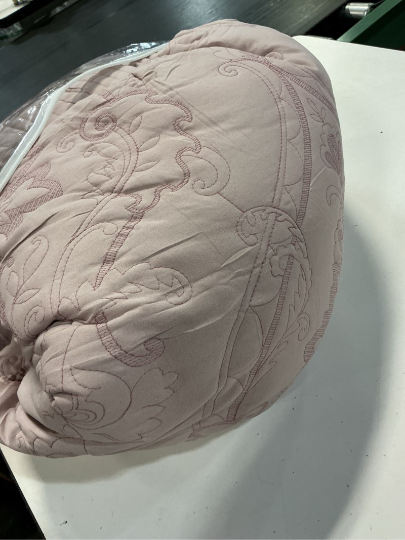 Condition photo showing As Is for chixin bedspread coverlet set queen size - lightweight bedding cover - beautiful stitching - 4 piece reversible bedspread - gorgeous damask paisley pattern (queen, pale rose)