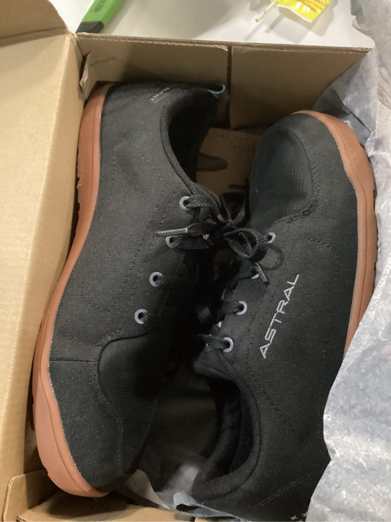 Condition photo showing New/Like New for size 6 astral loyak all weather shoes - men's & women's waterproof, breathable sneaker for travel & casual wear