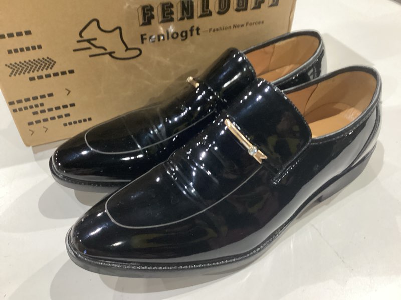 Condition photo showing Good Condition for men's classic business dress shoes, oxford work formal shoes, patent leather slip-on loafers wedding dress shoes 12 bright black