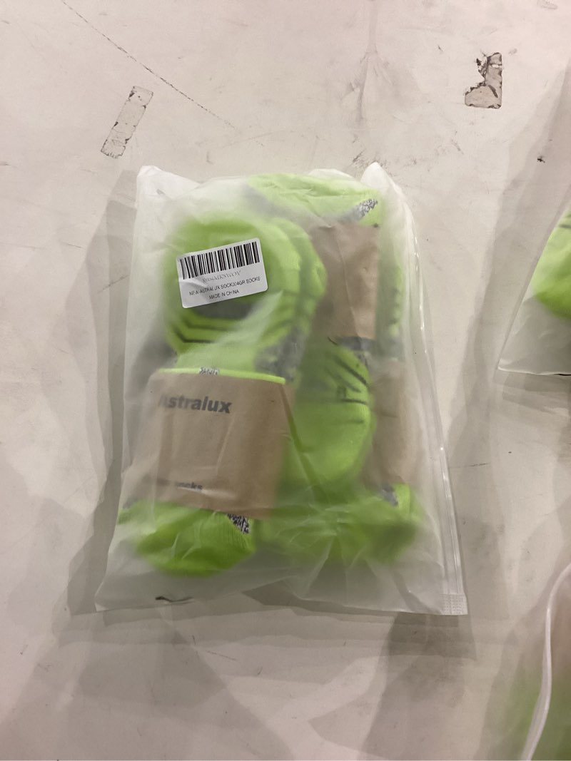 ASTRALUX Running Socks 3 Pairs Cushioned Anti-Blister Athletic Basketball Hicking Socks