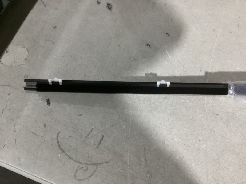 Condition photo showing Good Condition for Window Molding Trim Seal for 2003-2009 Toyota 4Runner,Black Outer Door Weather Stripping Window Seal Belt,Replace#68161-35060 68162-35060 68163-35030 68164-35030