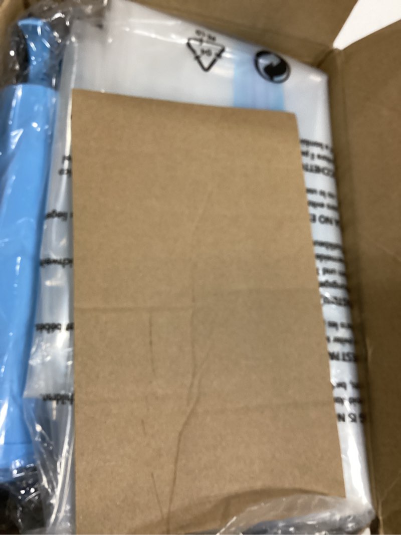 Condition photo showing Good Condition for Cozy Essential 8 Pack XXL Jumbo Vacuum Storage Bags, Extra Large Vacuum Seal Bags for Comforters, Bedding, Blanket Storage, Giant Space Saver Bags for Huge Stuffed Toy(47.2x35 in) 8 XXL Jumbo