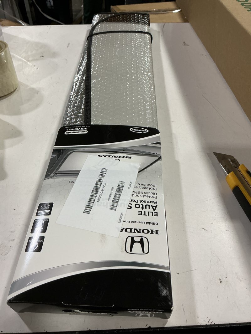 Condition photo showing New/Like New for plasticolor 003714r01 honda logo white accordion style car truck suv front windshield sunshade