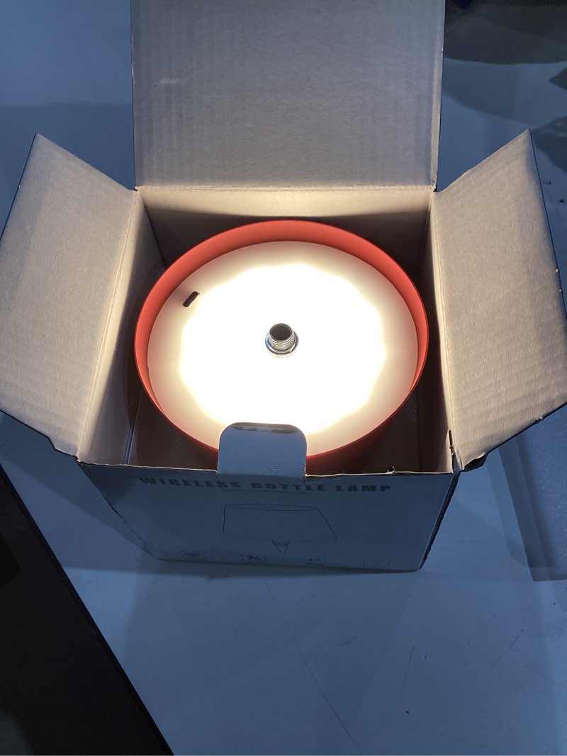 Condition photo showing Good Condition for wireless bottle lamp, 2026 new 3 color rechargeable wine bottle lights for bars restaurants (wine red, 1pc)