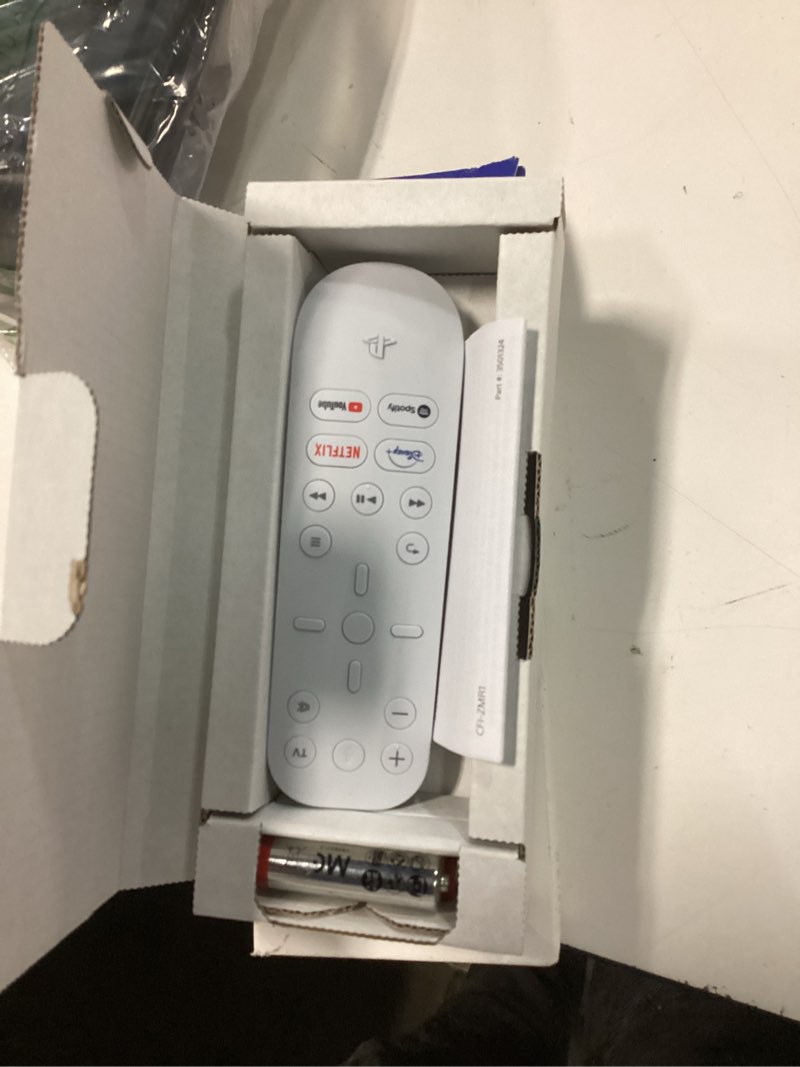Condition photo showing Good Condition for playstation media remote