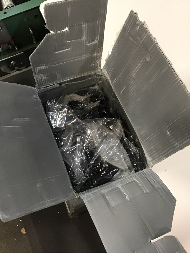 https://lotting-media.assets.bidfta.com/lotting_d3d9bccd-7af7-4fee-9d59-ad685d9169b5