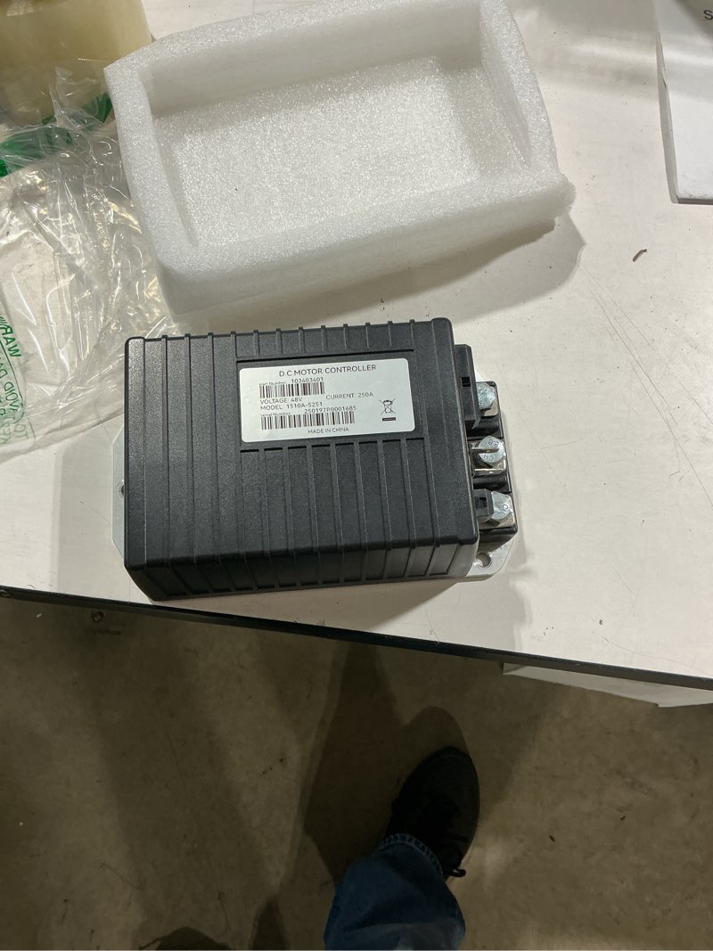 Condition photo showing Good Condition for 1510a-5251 48v 250a electric vehicle motor controller compatible with 2001-up club car ds, 2004-2009 precedent electric golf cart replace 1510a-5201 102806201