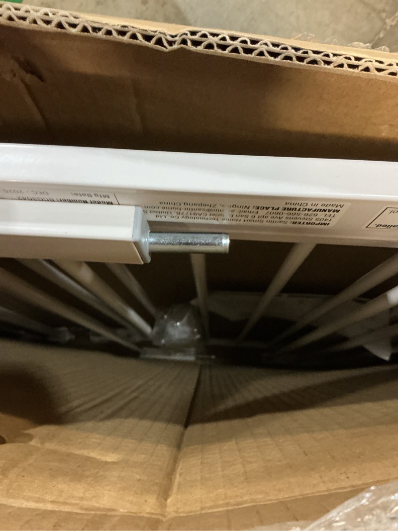 Condition photo showing New/Like New for keny 29"-42.5" Baby Gate for Stairs, Auto Close Safety Dog Gate, Pressure Mounted Easy Walk Through Pet Gate for Doorways, Durable Stair Gate, 30" Tall, White White 29-42.5"Wide, 30"Tall