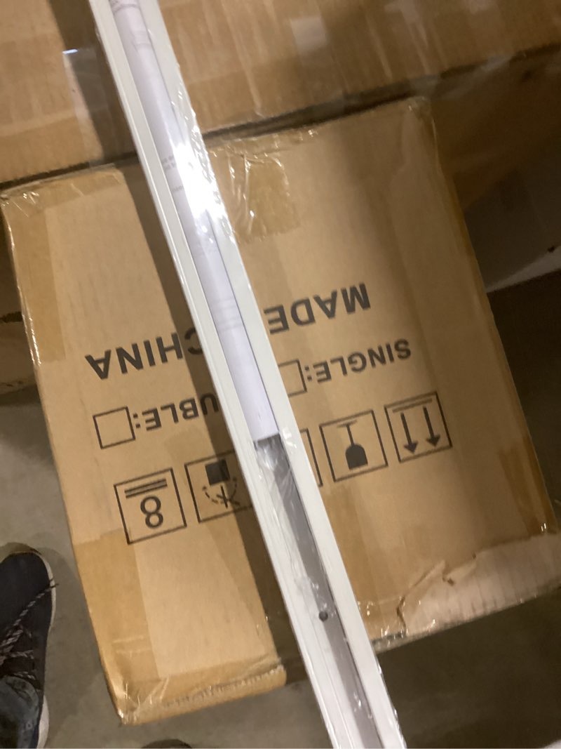 Condition photo showing Good Condition for WAC Lighting H Track 2FT Single Circuit Field Cuttable 120V Track for H Style 3-Wire Track Fixtures with 2 Endcaps in White White 2 Feet H-Series Single Circuit