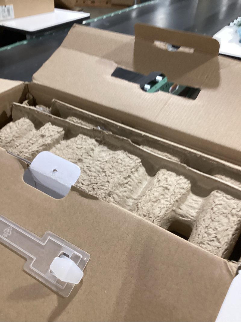 Condition photo showing Good Condition for Proscenic Q8 Robot Vacuum Cleaner with Mop, Ultra Strong 6000Pa Robotic Vacuum with Lidar Navigation, 5 Real-Time Mapping, WiFi/Alexa/APP Remote Control Robot Hoover for Floor Carpet Pet Hair