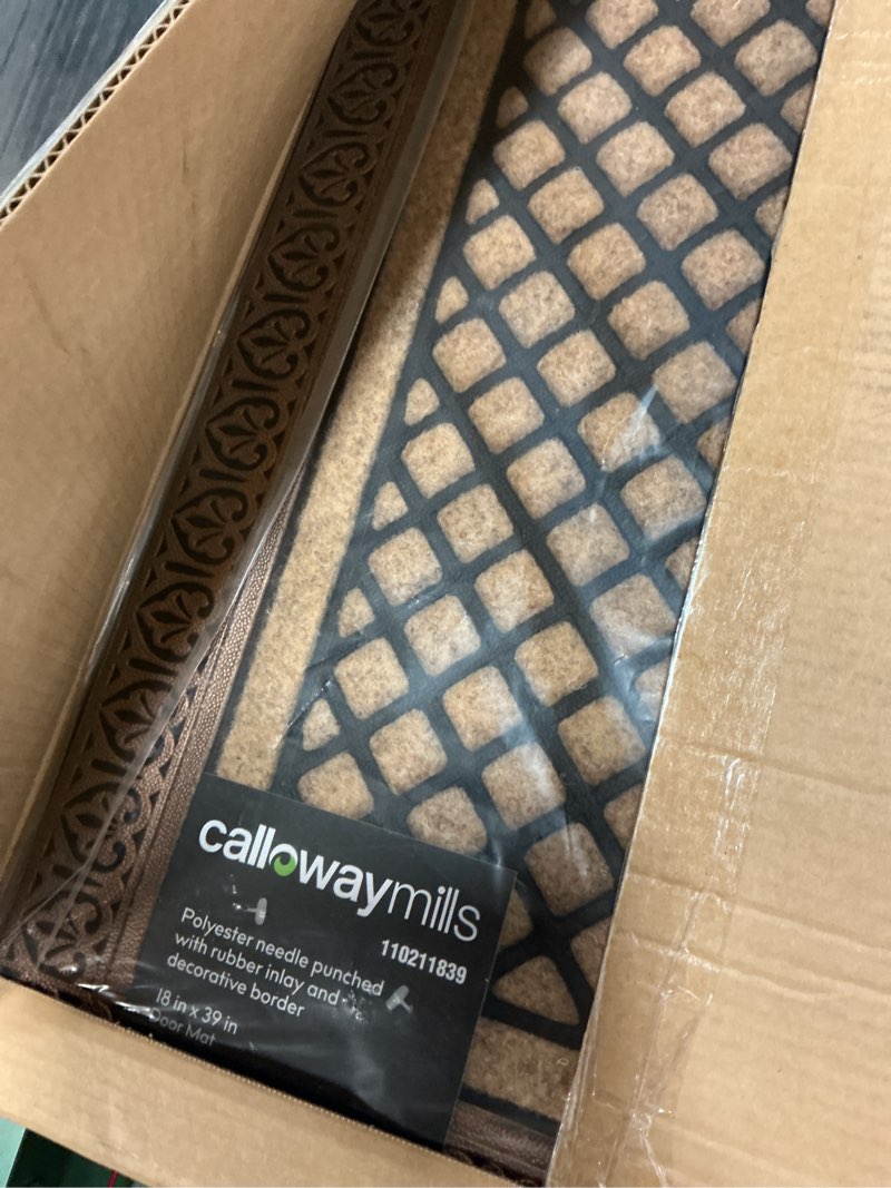 Condition photo showing Good Condition for calloway mills 110211839 bali princess bronze doormat 18" x 39" bali princess bronze 1'6" x 3'3" (rectangular)