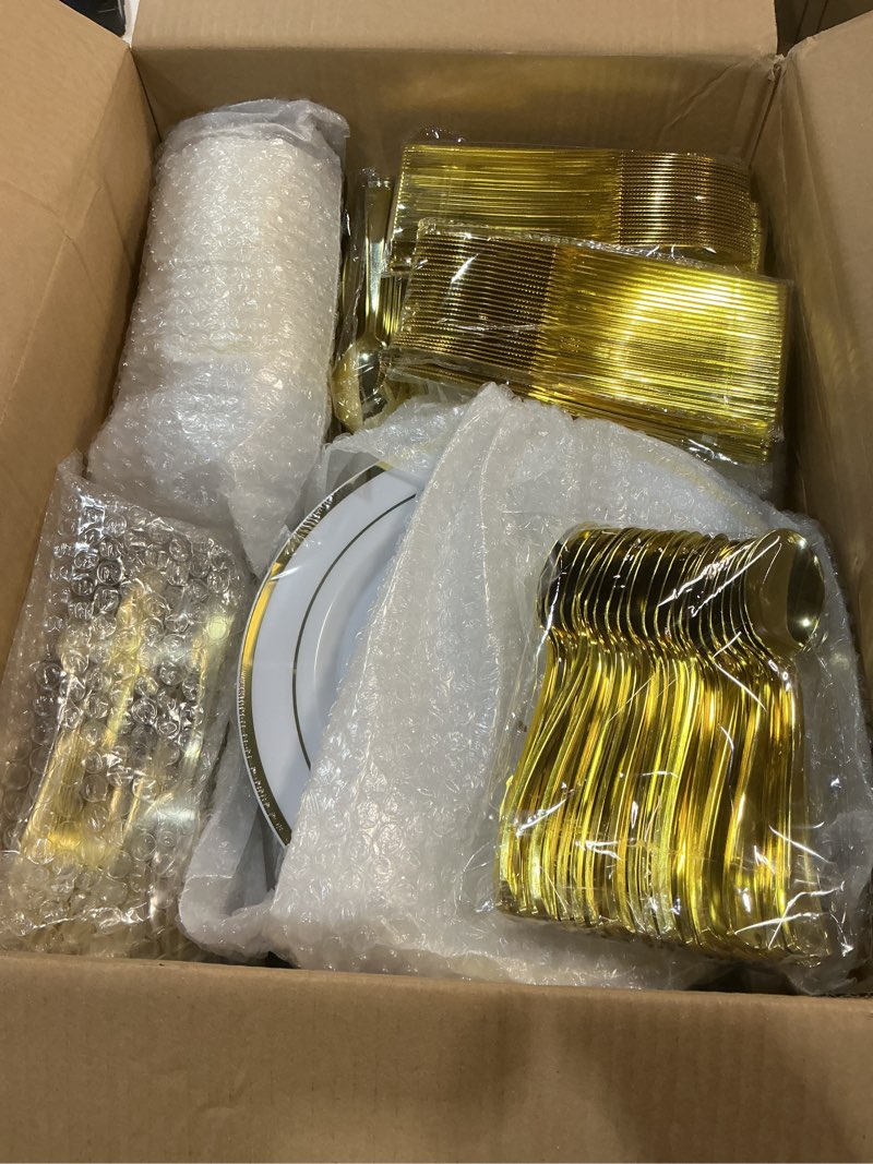 Condition photo showing Good Condition for bestvip 700 pcs gold dinnerware set for 100 guests, plastic dinnerware set for party, christmas, include: 200 plastic plates, 100 gold silverware, 100 cups, 100 paper napkins 100 guests gold