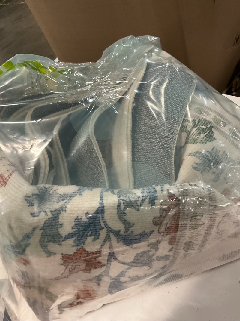 Condition photo showing Good Condition for washable area rugs for living room: 6x9 bedroom rug vintage area rug stain resistant non slip low pile lightweight soft carpets for dining room kitchen nursery kids room farmhouse indoor 6' x 9' (rectangular) animal and floral-blue cream