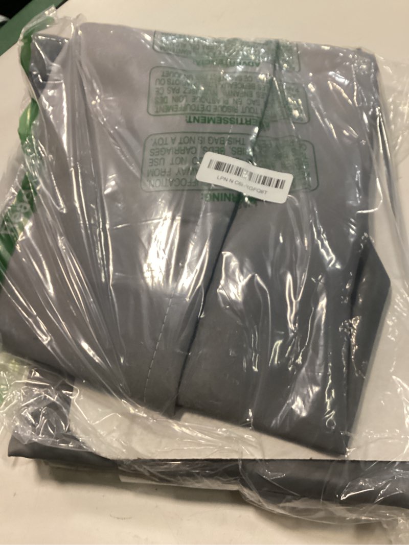 Condition photo showing New/Like New for estelar textiler ombre blackout curtains for kitchen, grey and greyish white full light blocking thermal insulated energy saving gray drapes 54 inches long for bathroom, 52wx54l,2 panels grey and greyish white 52"w x 54"l (pack of 2)