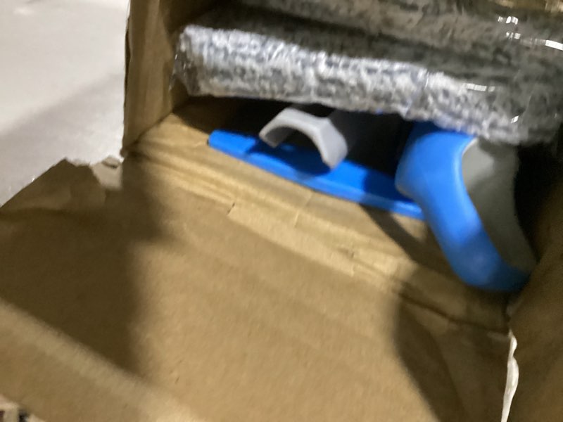 Condition photo showing Good Condition for Microfiber Wet Mops 24 in Heavy Duty Flat Floor Mop Adjustable Handle with 4 Washable Mop Clothes 24 IN MOP