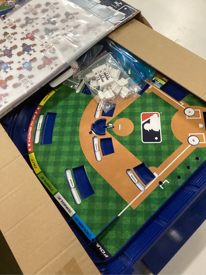 Condition photo showing Good Condition for MLB Slammin' Sluggers Baseball Game