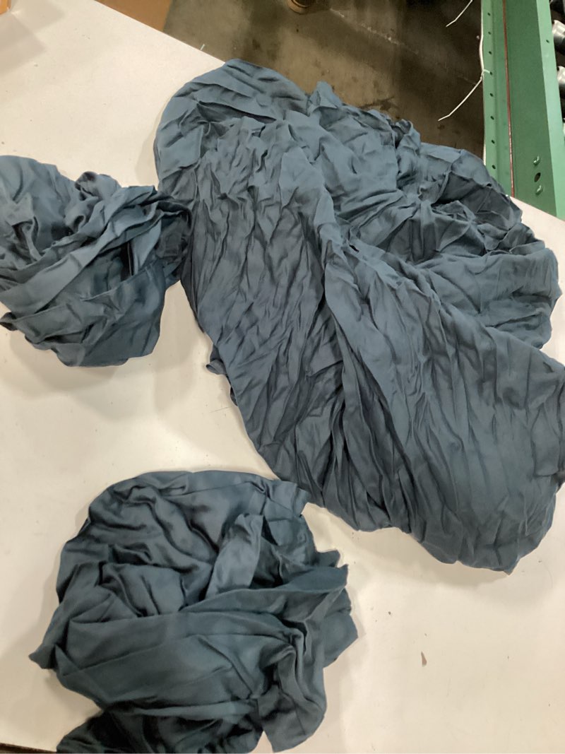 Condition photo showing Good Condition for bamboo fitted sheet set, full, nightfall