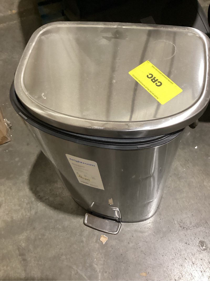 Condition photo showing As Is for damaged lid*45l d shape step trash can - brightroom™