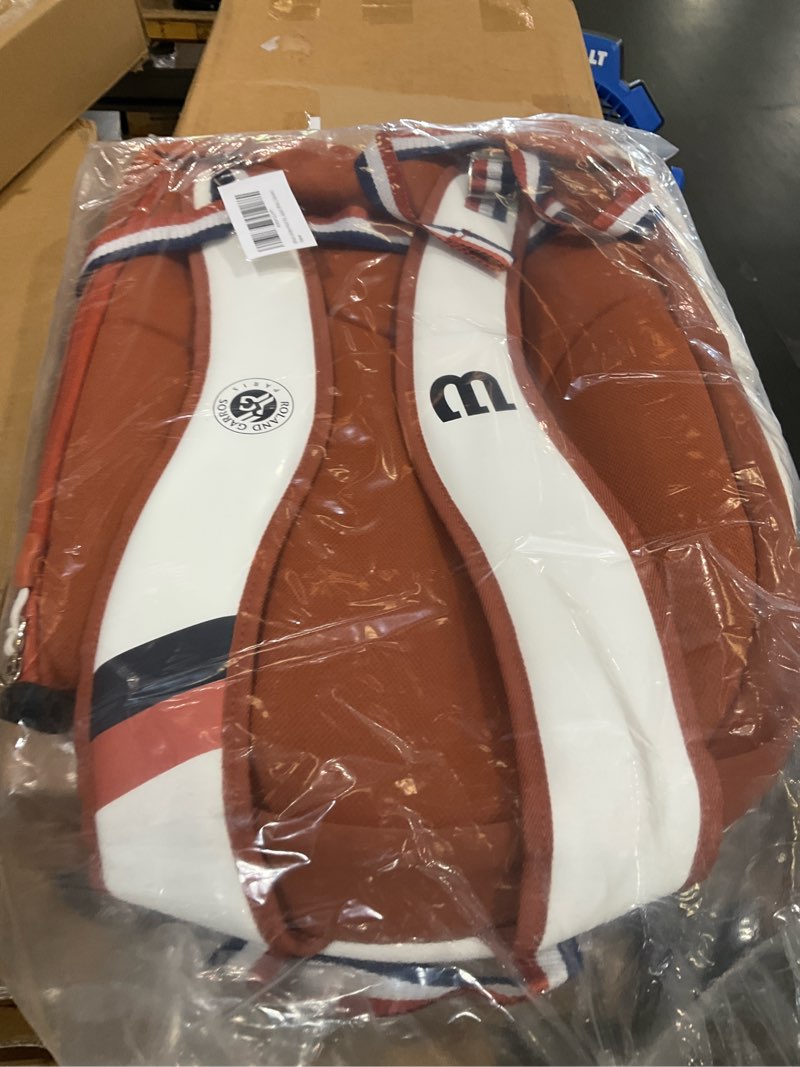 Condition photo showing Good Condition for wilson roland garros tour white