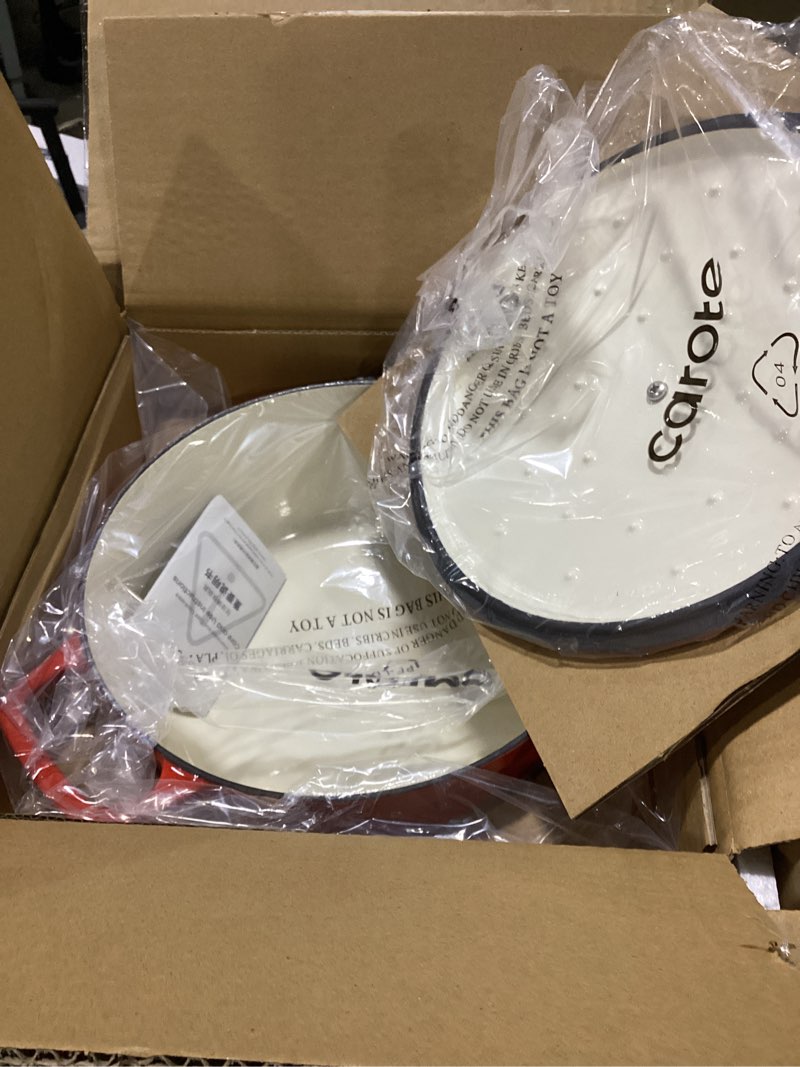 Condition photo showing Good Condition for carote 4.5qt enamel cast iron dutch oven, 9.5 inch round soup pot with lid, induction compatible,red