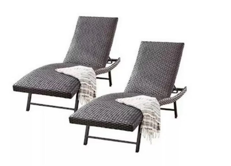 Member's Mark Padded Wicker Chaise Lounger, Set of 2