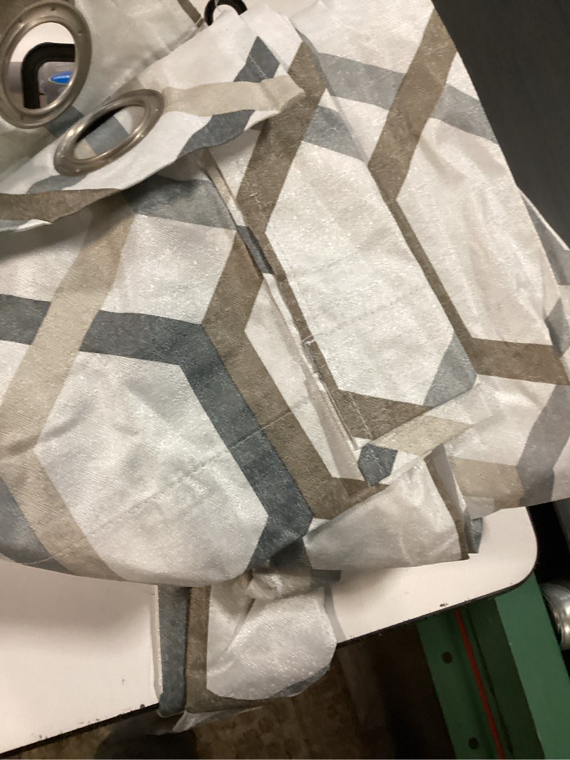 Condition photo showing Good Condition for sun zero arlo 2-piece textured thermal insulated room darkening grommet curtain panel pair  gray geometric  40 w x 84 l