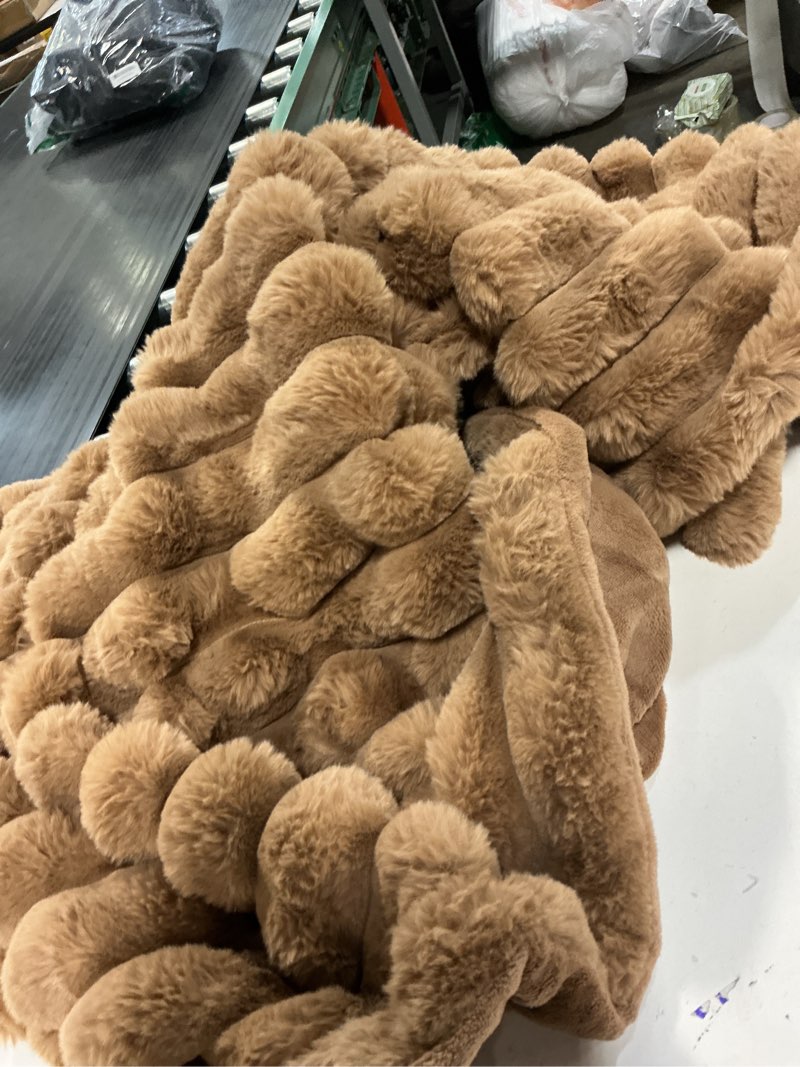 Condition photo showing As Is for artificial fur wool bubble blanket, soft and comfortable, high plush blanket, suitable for sofa, bed, outdoor leisure