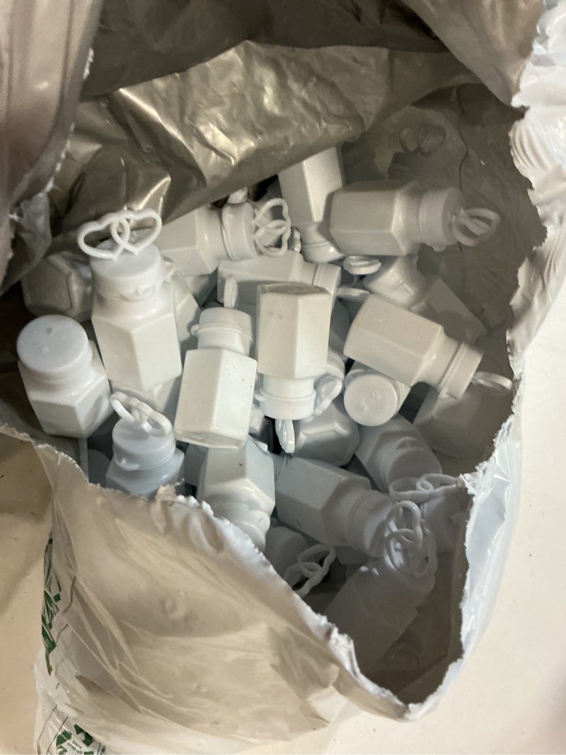Condition photo showing As Is for inscraft 168 pack wedding bubble,bulk party favor for wedding, anniversary, engagement, bridal, celebration, valentine’s day, family reunion, gift for couple boy girl