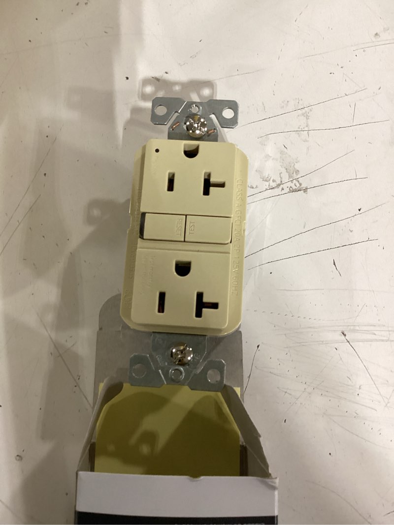 eaton 20-amp 125-volt gfci residential decorator outlet, ivory