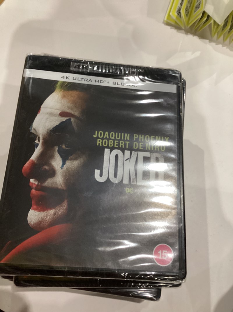 Condition photo showing Good Condition for Joker [Blu-ray] [2019] [Region Free] [4K UHD]